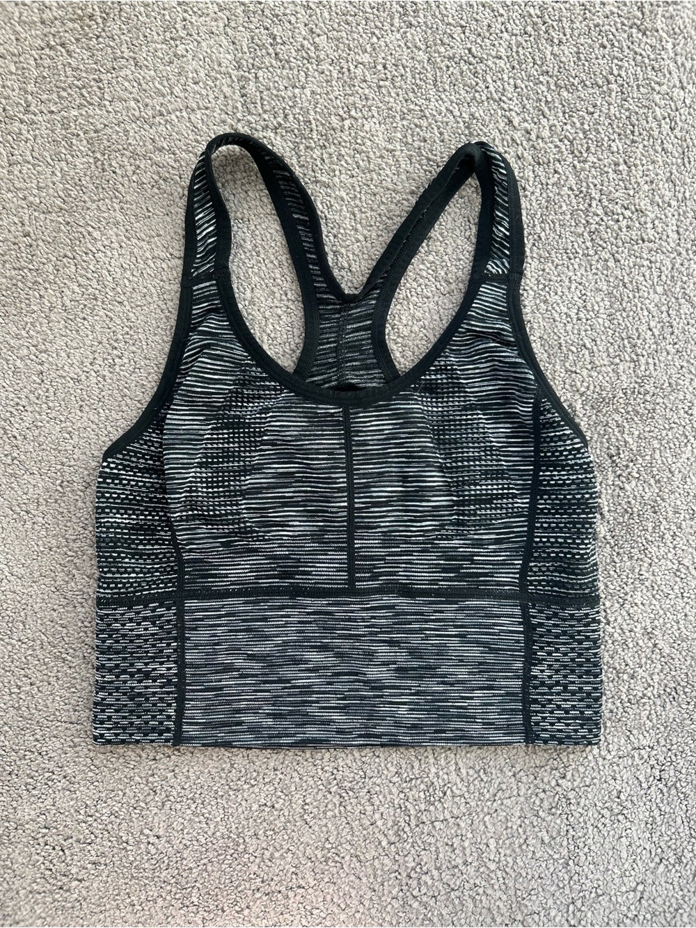 Soho Sport Seamless Black and Gray Longline Racerback Sports Bra | Small